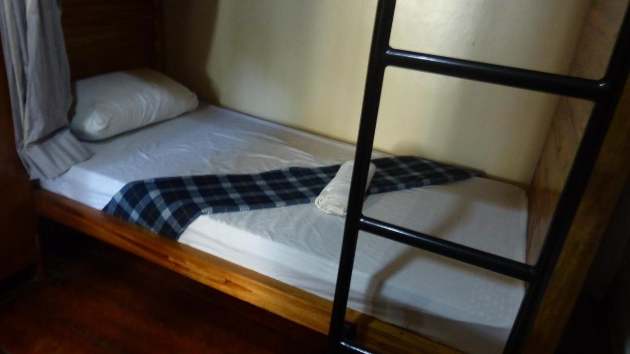 Bangka Hostels El Nido Ngoại thất bức ảnh