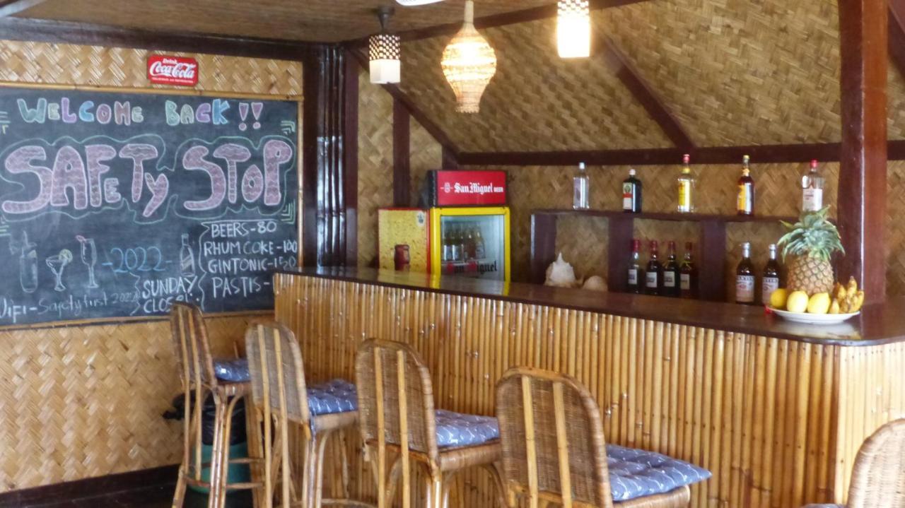 Bangka Hostels El Nido Ngoại thất bức ảnh