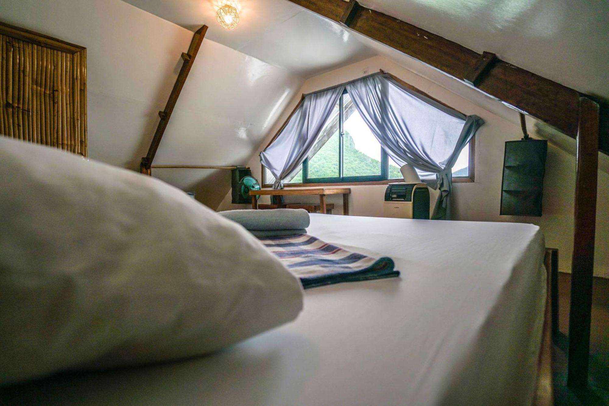 Bangka Hostels El Nido Ngoại thất bức ảnh