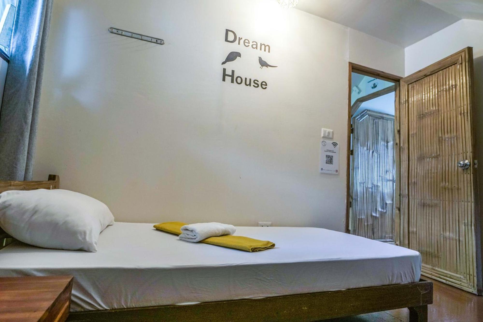 Bangka Hostels El Nido Ngoại thất bức ảnh